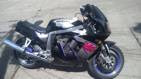 Suzuki gsx-r 750 cambio por auto -92