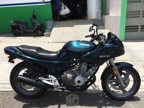 Yamaha seca ii 600 titulo limpio checala -93