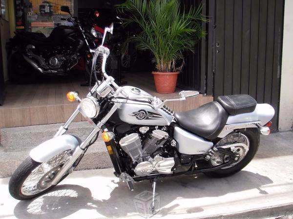 Hermosa honda sadow vi 600 -07