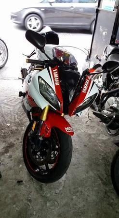 YAMAHA R6R Muchos Extras IMPECABLE -12