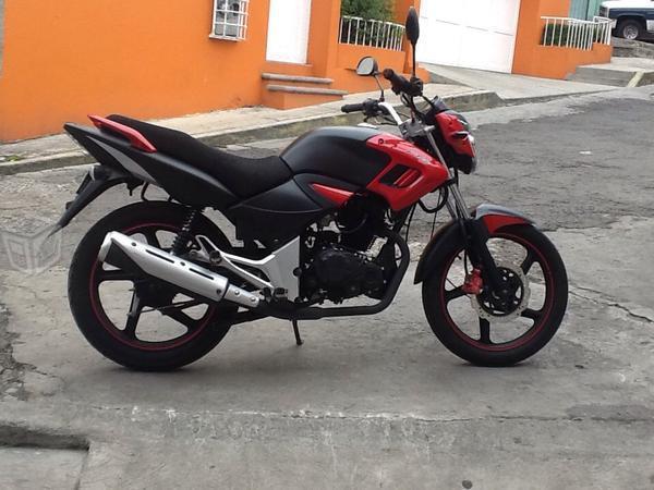 Moto excelente -13