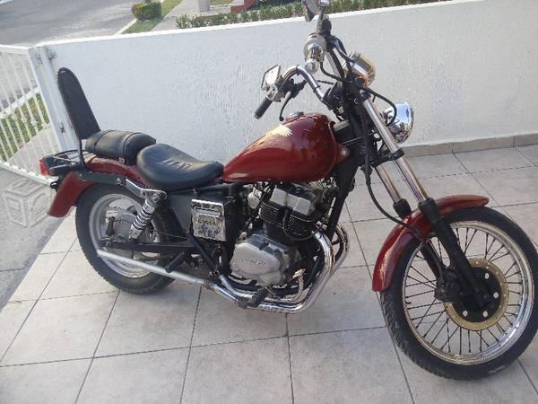 Honda rebel 25 18 a tratar