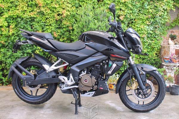 Bajaj pulsar 200ns, nueva -16