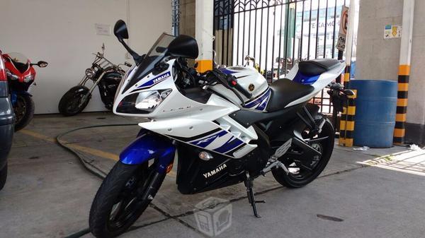 Yamaha r15 -14