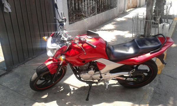 Moto Yamaha 250cc P/C auto -10