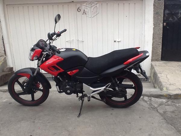 Moto excelente 200 -13