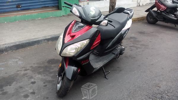 Motoneta ds 150 cc -14