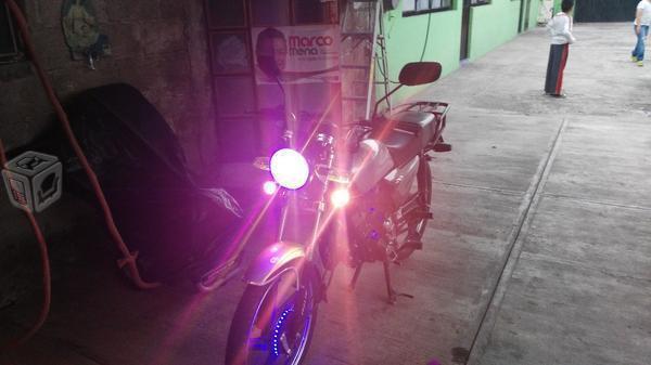 Hermosa moto v/c -12