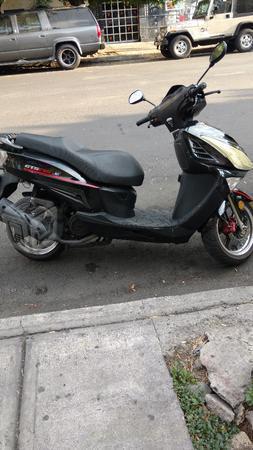 Montoneta italika gst175cc led