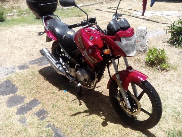 Moto yamaha ybr 125 -12