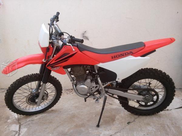 Crf 230 en muy buenas condiciones -07