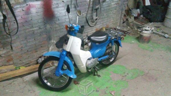 Honda.c.90.vendo o cambio x otra moto -96