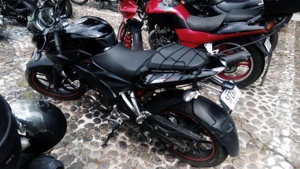 Pulsar negra exclente -15