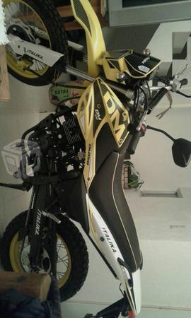 Motocicleta -16