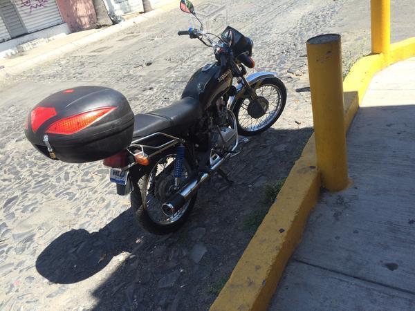 Se vende motocicleta tool 125 atratar -08