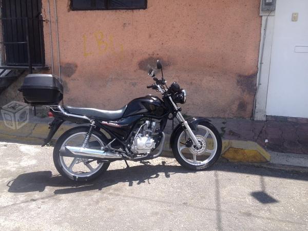 Motocicleta honda gl150 ds -15