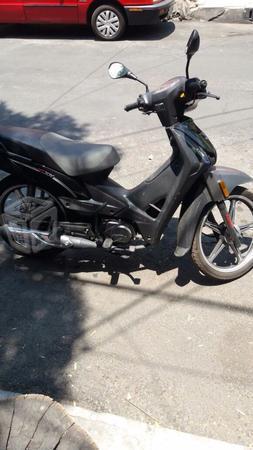 Motocicleta keeway -15