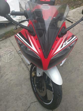 Yamaha R15 -15