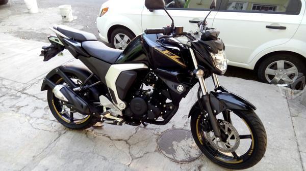 Fz 2.0 como nueva de cochera -16