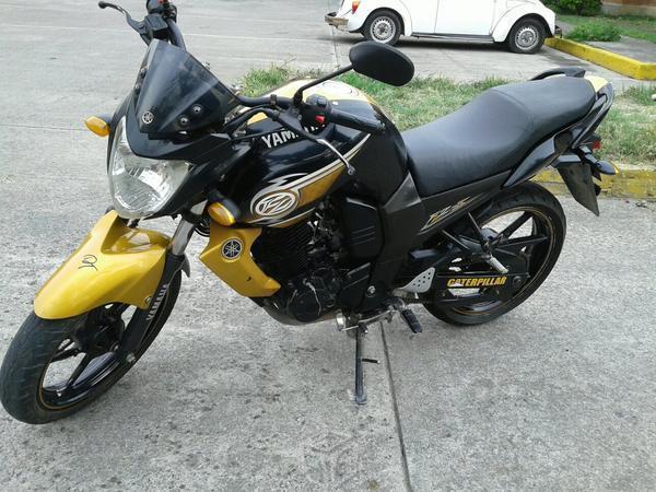 Yamaha fz16 emplacada -14