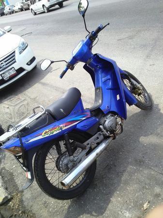 Moto yamaha cripton -08