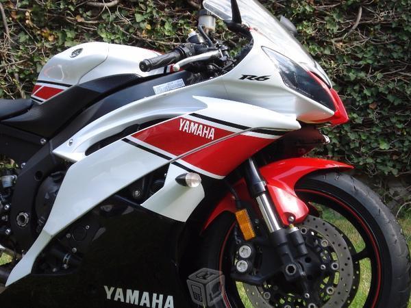 Yamaha YZF R6 moto -12