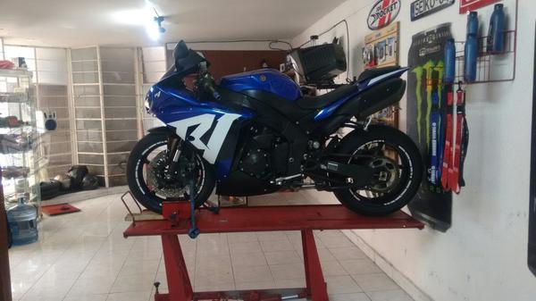 Yamaha r1 en muy buen estado p/c auto -12