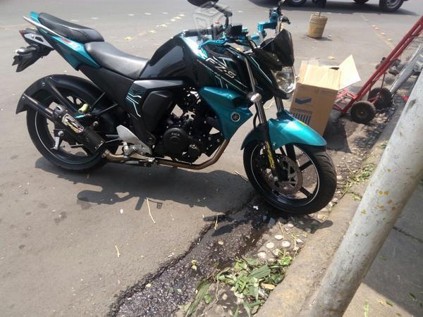 Moto fz 34000 a tratar -16