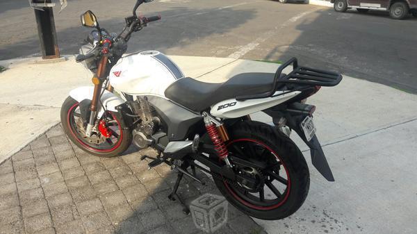 Keeway RKV 200cc -13