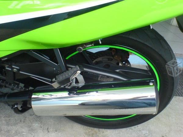 Kawasaki Ninja 500r -06