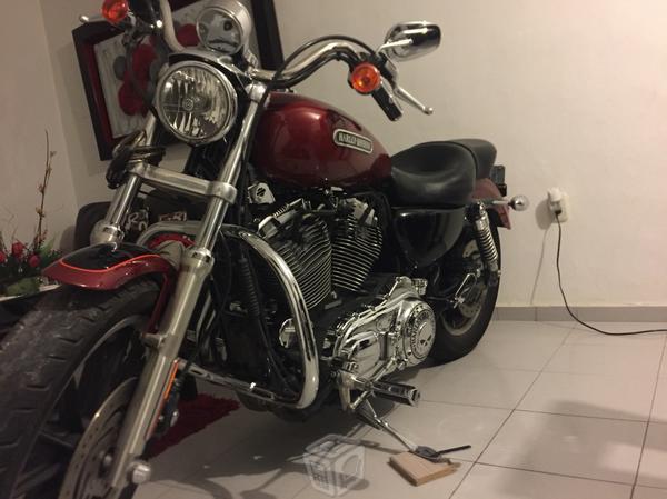 Harley Davidson Sporster Xl 1200 custom -06