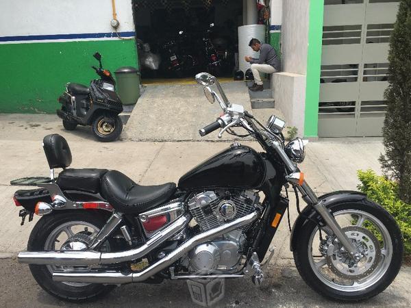 Honda shadow vt 1100 spirit 95 titulo limpio checa -95