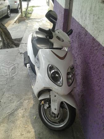 Vendo o cambio luxor 150 cc barata -06