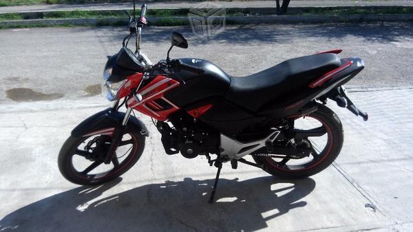 Motocicleta italika t180 -15