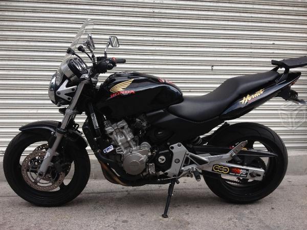 Honda hornet 600c.c.naked 100h.p. rapidisima nueva -04