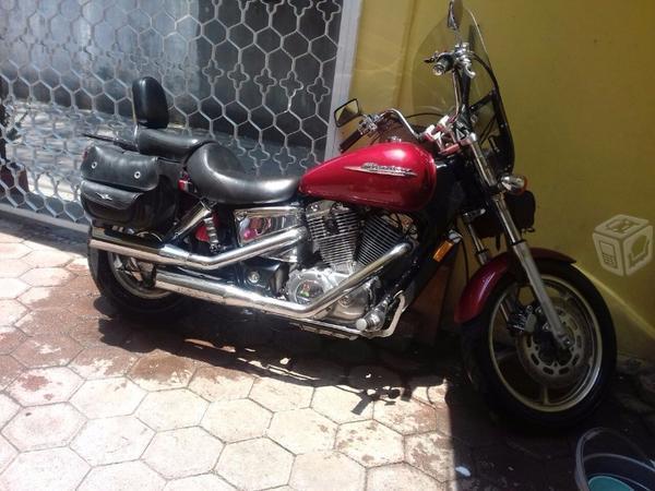 Honda Shadow Spirit -03