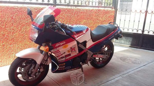 Deportiva ninja cbr 600 -86