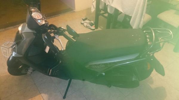 Motocicleta BWS YAMAHA 125 -16