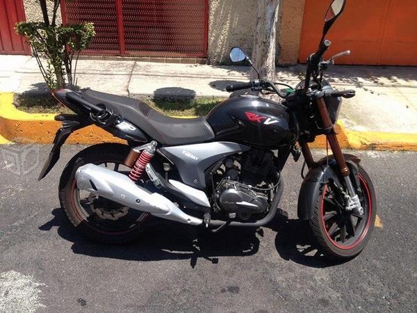 Moto keeway tipo deportiva urge-remato -12