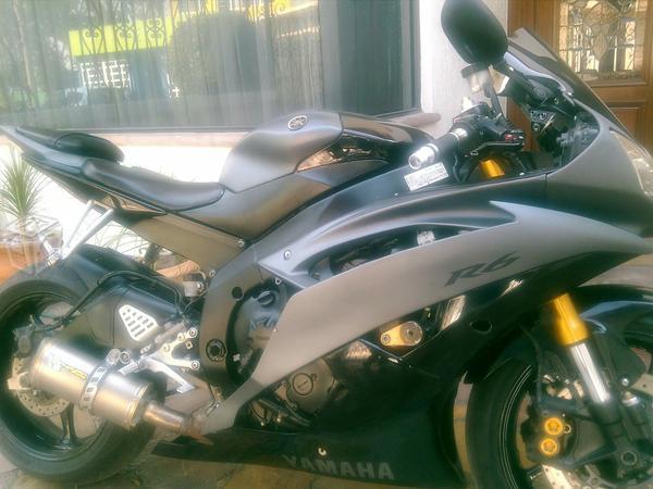 Yamaha r6r impecable -08