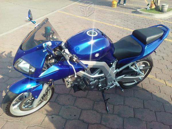 Suzuki sv 650cc vendo o cambió -05