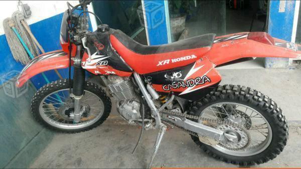 Honda Cross 400cc -01