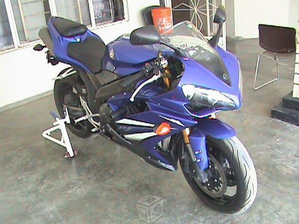 Yamaha R1 en muy buenas condiciones -07