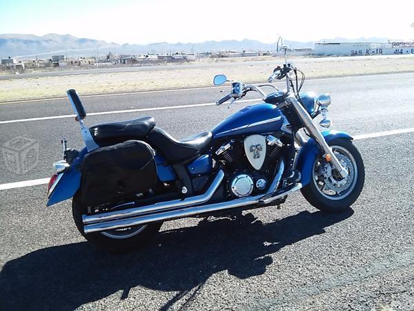 Yamaha vstar 1300 -08