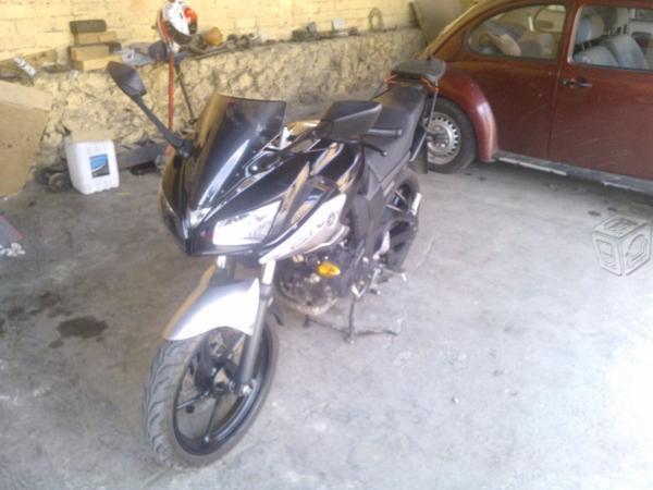 Motocicleta yamaha fazer fz 16 negra -15