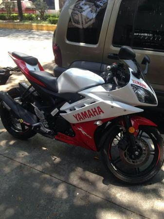 Yamaha r15 -14