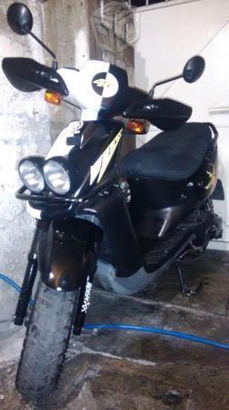 MOTOCICLETA YAMAHA Biwis -09