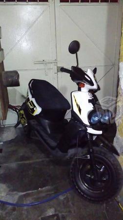 MOTOCICLETA YAMAHA Biwis -09