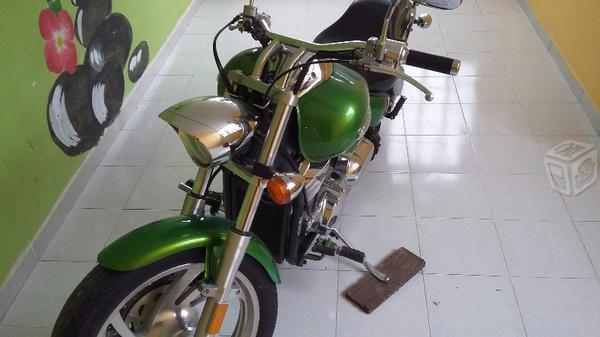 Flamante moto chopper ideal para viajes -07