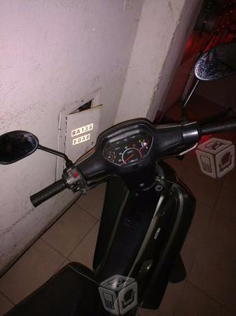 Moto xt 110 en buen estado -14